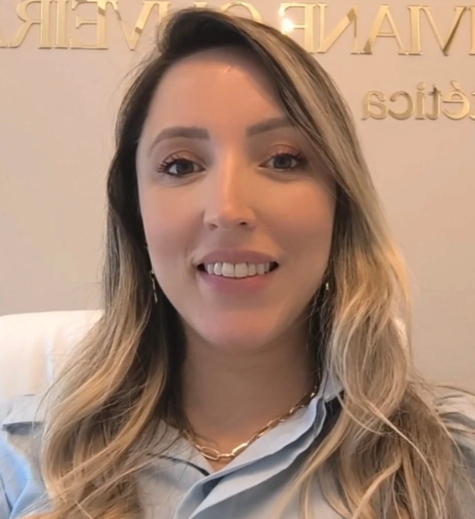 Dra. Viviane Oliveira